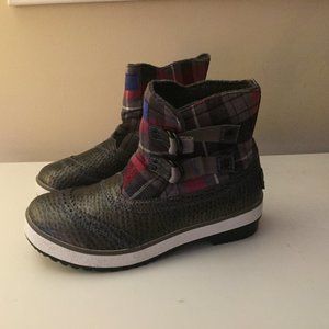 UGG Marais Plaid Boot